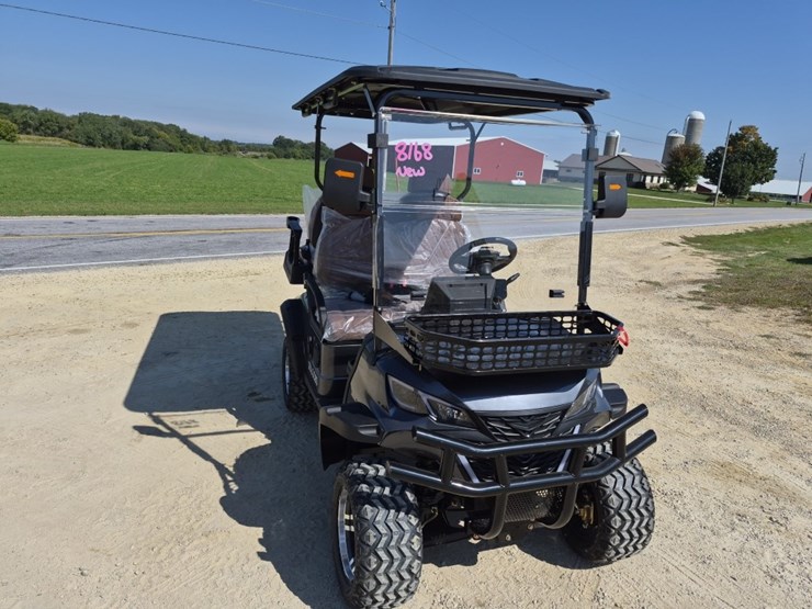 sdlanch-4-passenger-golf-cart-image-3