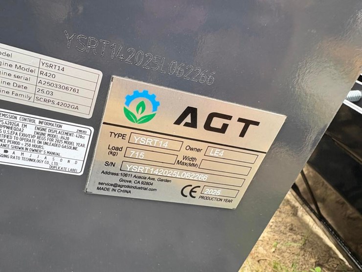 agt-ysrt14-stand-on-skid-loader-image-5