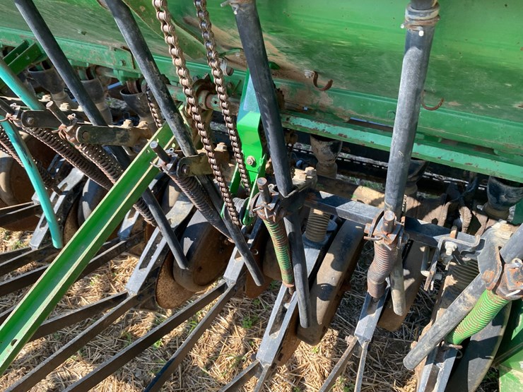 john-deere-8300-image-16