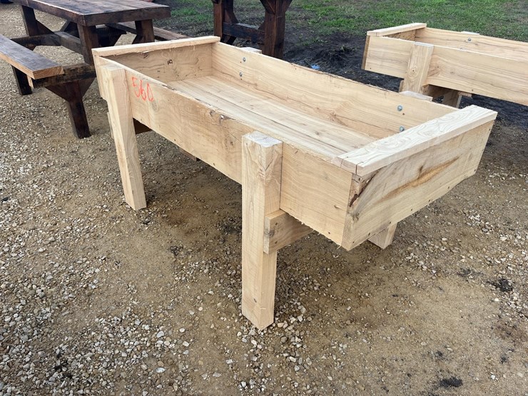6-ft.-feed-bunk-image-1