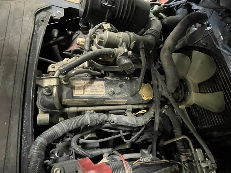 #8019-•-toyota-lp-powered-forklift-image-29