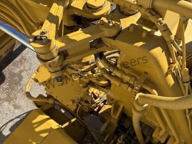 2007-caterpillar-613c-image-34
