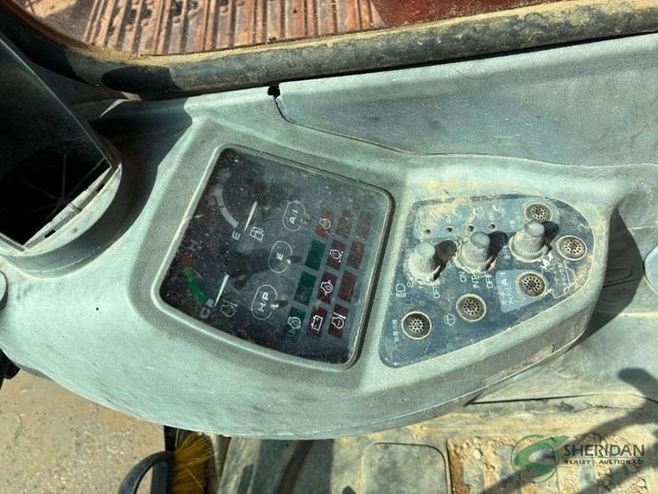 hitachi-ex200-lc-image-36