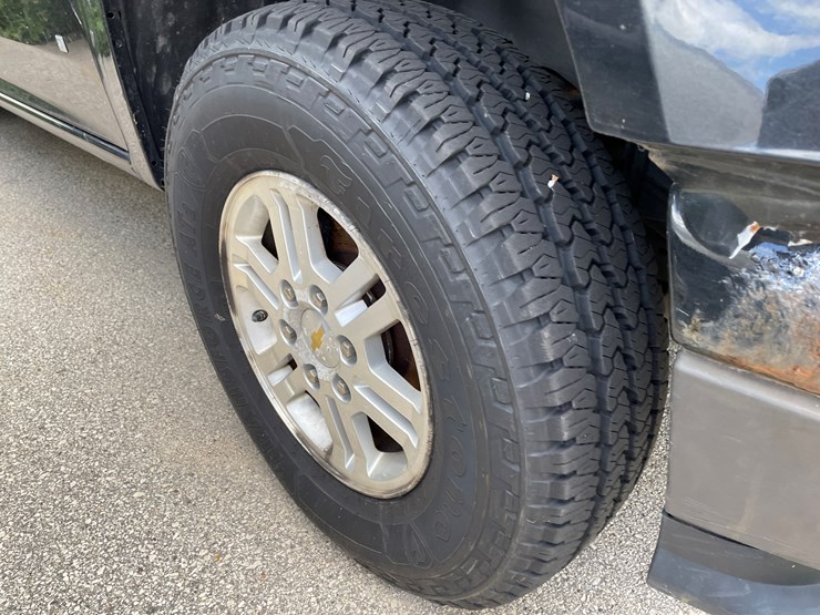 #8007-•-2009-chevy-colorado-lt-truck-(with-wi-title)-image-11