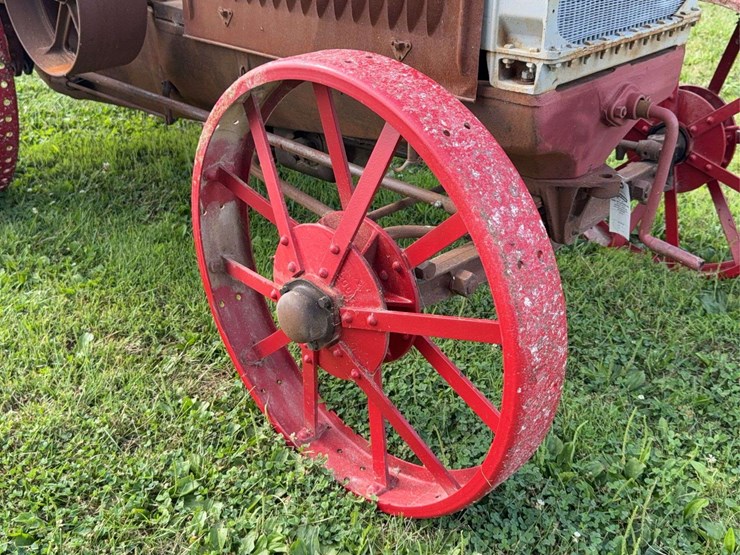 mccormick-deering-10-20-image-23