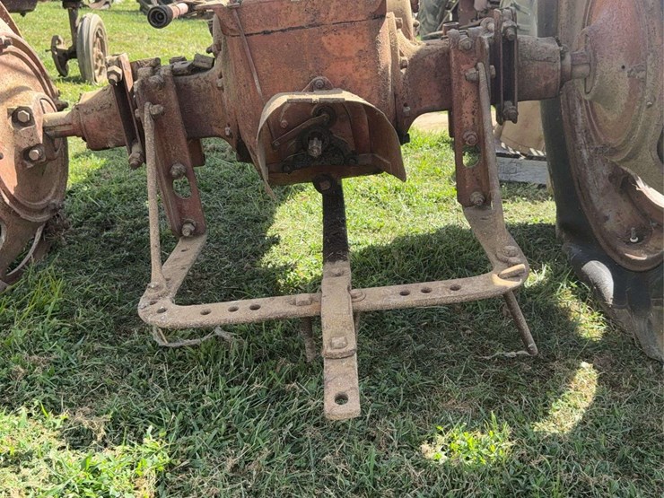 farmall-h-image-52