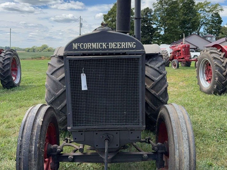 mccormick-deering-w-30-image-10