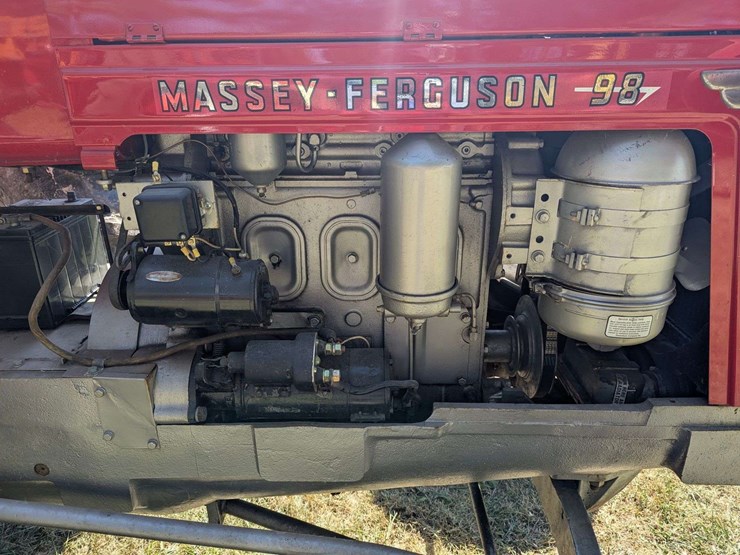 massey-ferguson-98-image-15