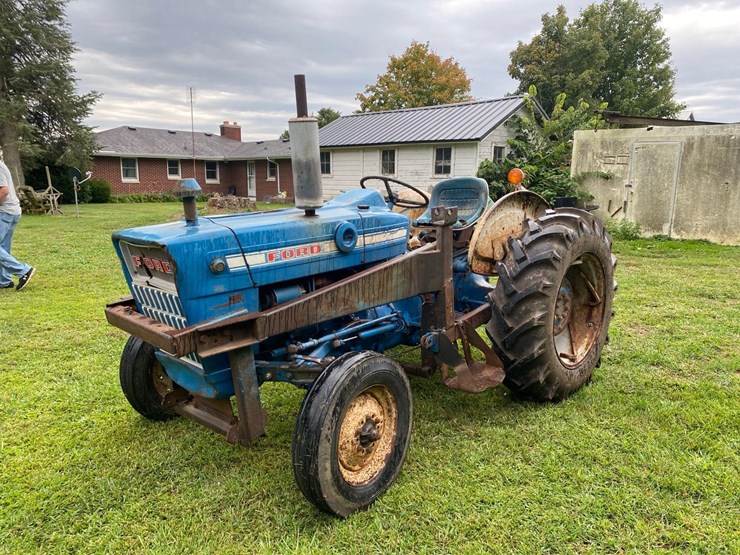 ford-3000-image-3