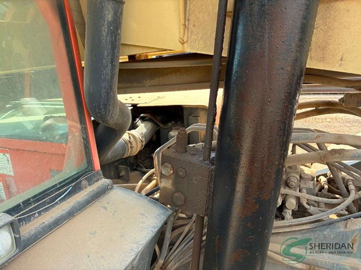 2006-jlg-g12-55a-image-19