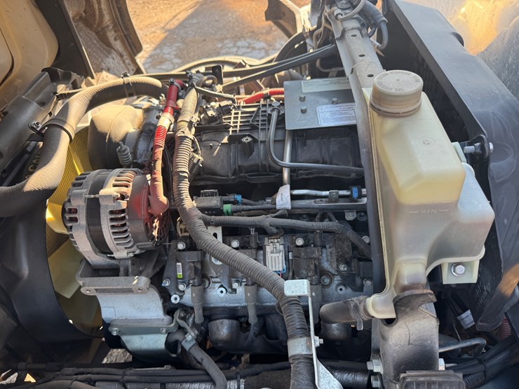 #3240-•-2020-mitsubishi-fuso-canter-truck-(has-wi-title)-(waukesha,-wi)-image-28