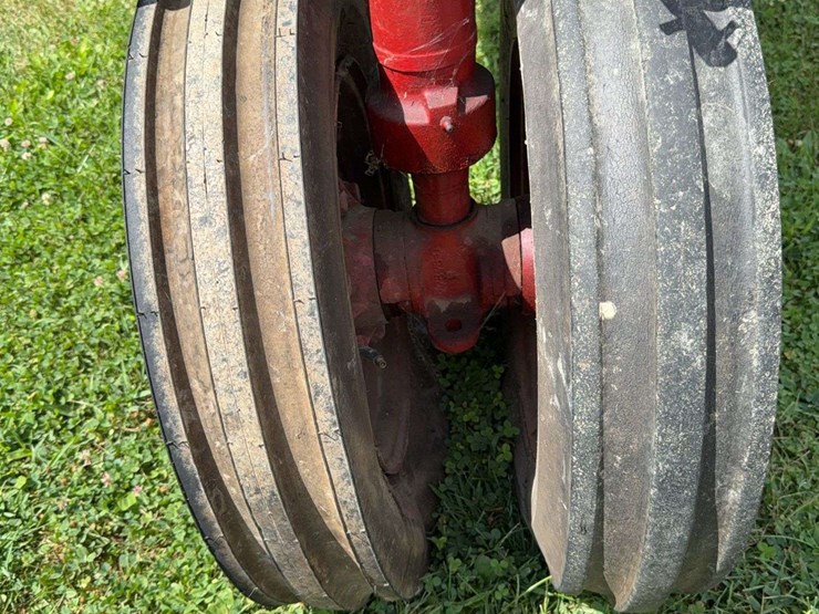 farmall-f-30-image-15
