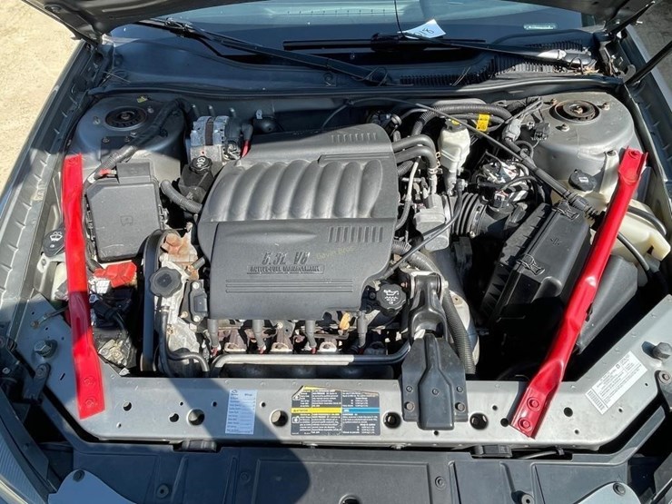 2007-pontiac-grand-prix-car-image-13