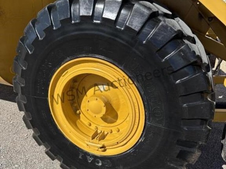2007-caterpillar-613c-image-8