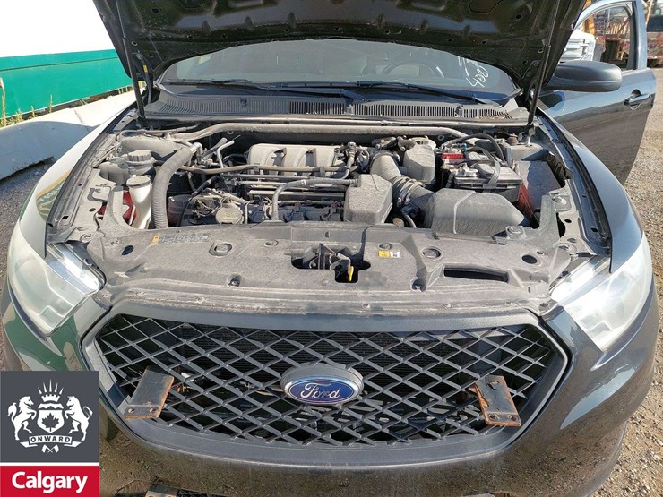 2014-ford-taurus-awd-4dr-sedan-image-19