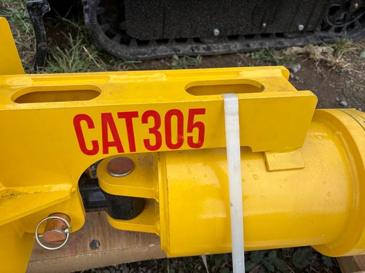 caterpillar-305-image-3
