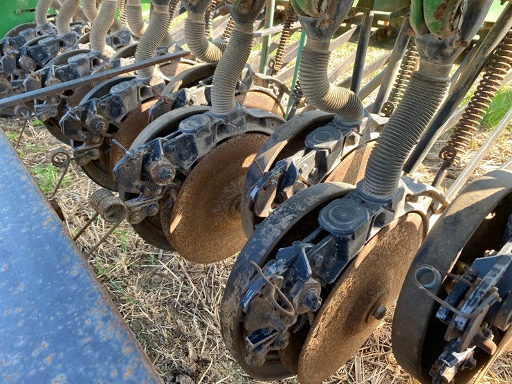 john-deere-8300-image-26