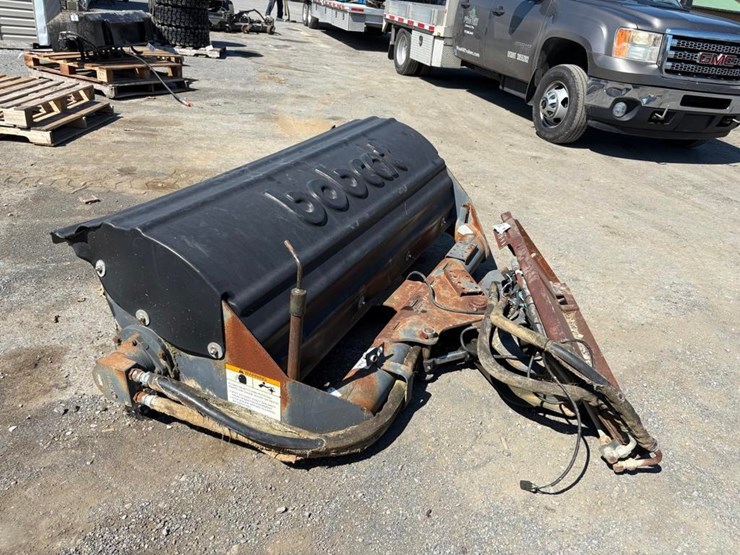 bobcat-skid-steer-brusher-attachment-image-5