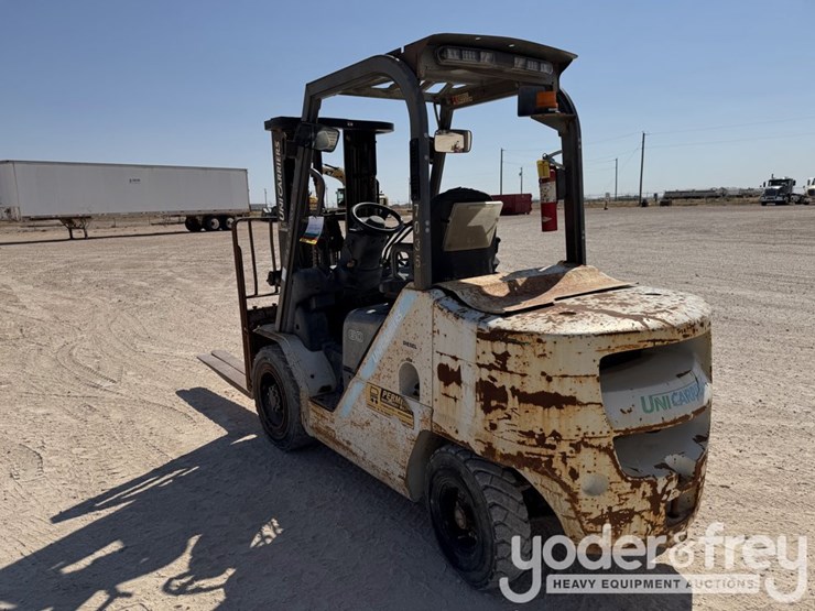 2017-nissan-fhd30t5v-image-3