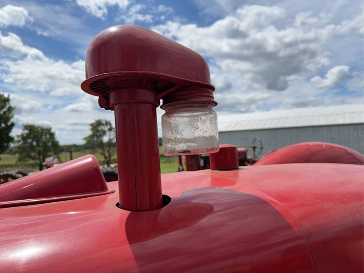 farmall-w-9-image-59