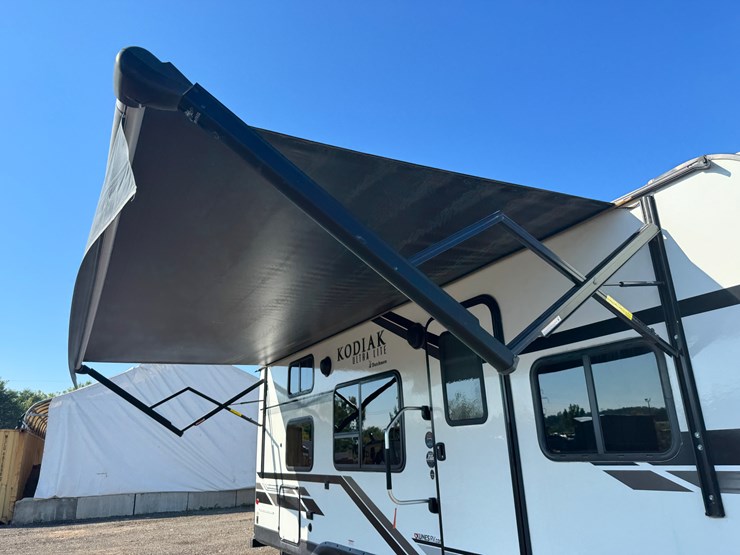 #3310-•-2021-kodiak-ultra-lite-227bh-camper-(no-title)-(waukesha,-wi)-image-12