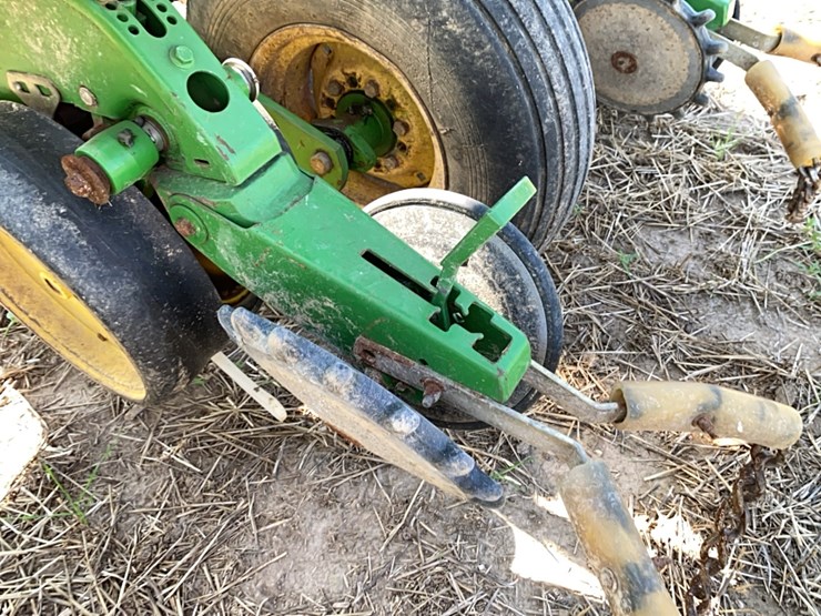 john-deere-1760-image-38
