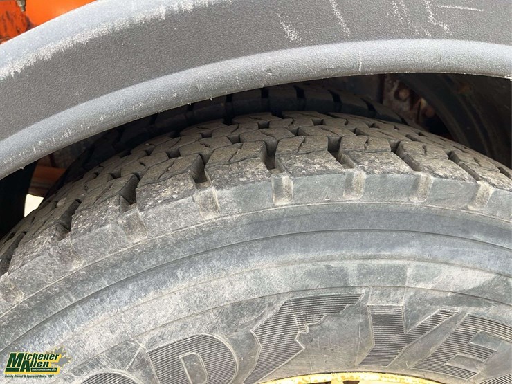 2015-ford-f650-image-11
