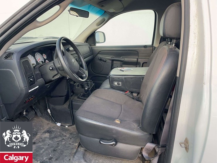 2005-dodge-ram-2500-image-9