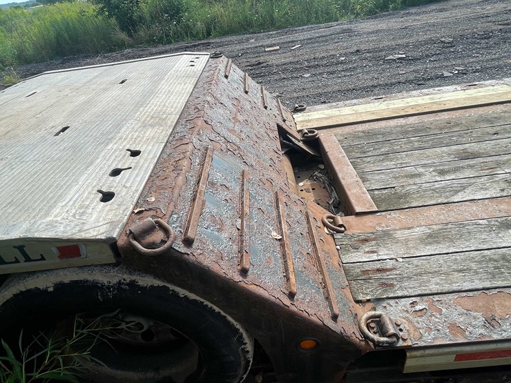 #3032-•-landoll-hauler-lowboy-trailer-(has-wi-title)-(denmark,-wi)-image-36