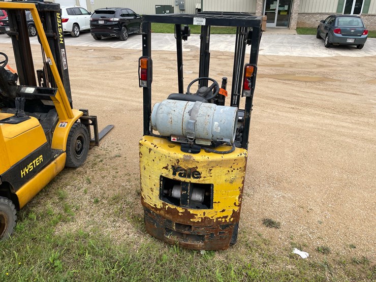 #432-•-yale-cushion-tire-forklift-(shawano,-wi)-image-6