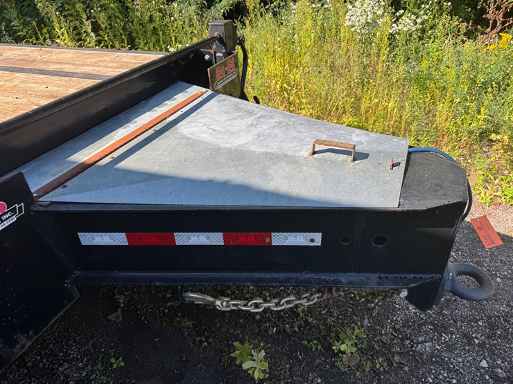 #3028-•-2020-bb-24k-tandem-axle-equipment-trailer-(has-wi-title)-(waukesha,-wi)-image-4