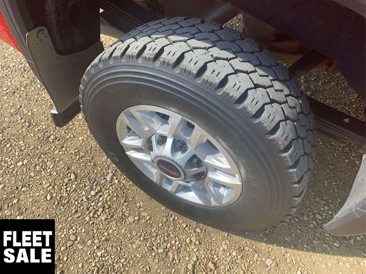 2021-gmc-sierra-2500hd-image-25