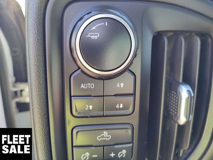 2021-chevrolet-silverado-1500-image-13