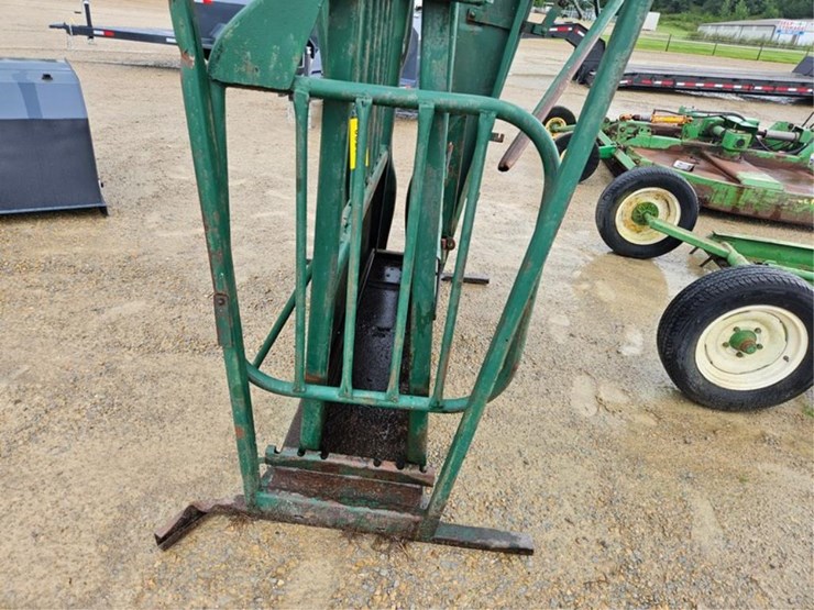 #250-•-cattle-chute-image-12