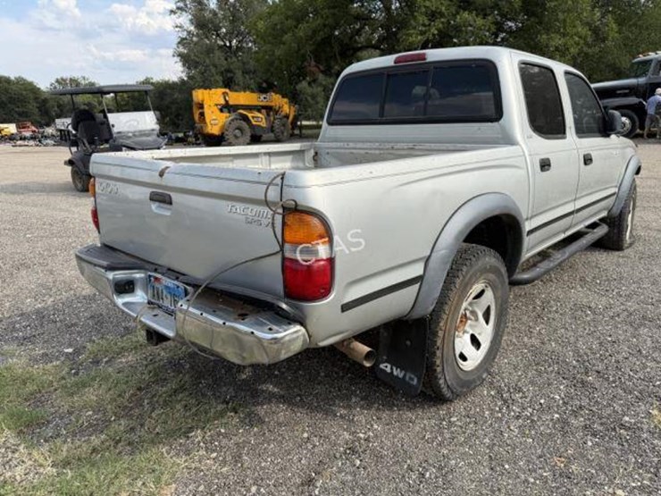 2011-toyota-tacoma-image-7