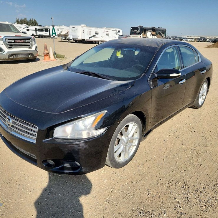 2010 Nissan Maxima 3.5 S 4dr Sedan