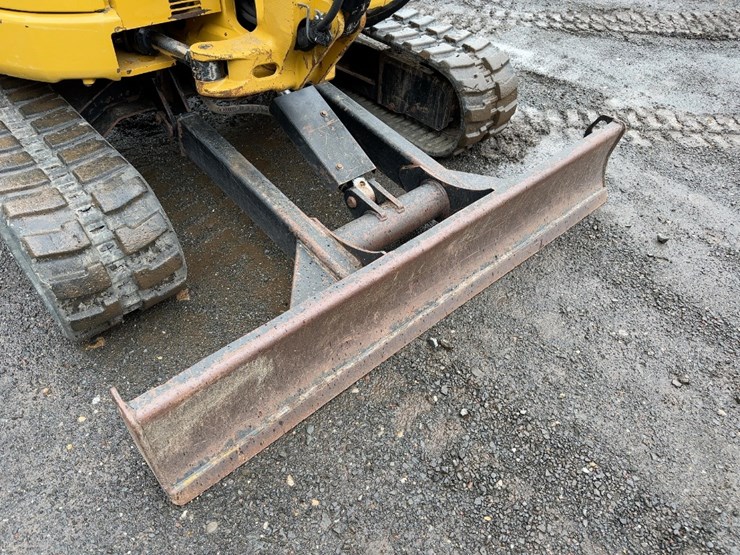 2016-caterpillar-304e2-cr-image-17