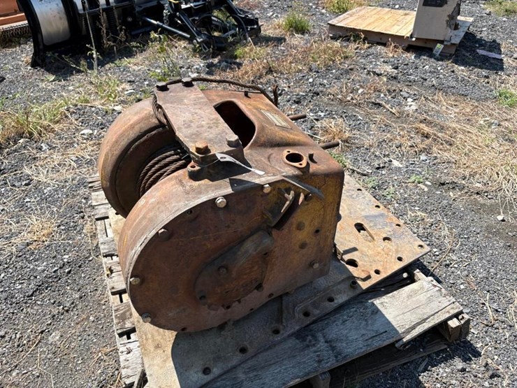 gear-o-matic-bulldozer-winch-image-2