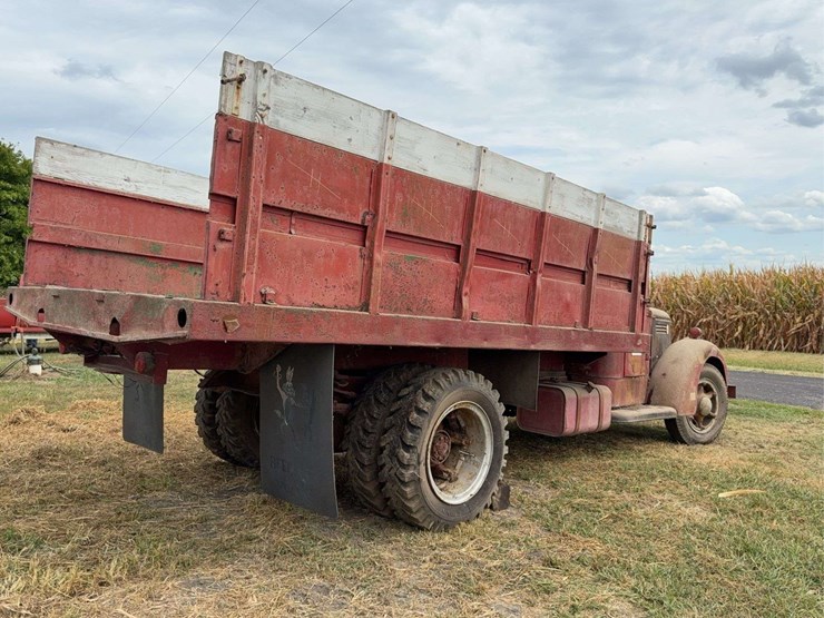 federal-grain-truck-image-9