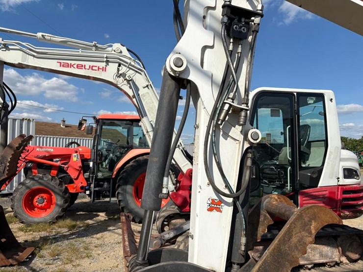 2022-bobcat-e50-image-8