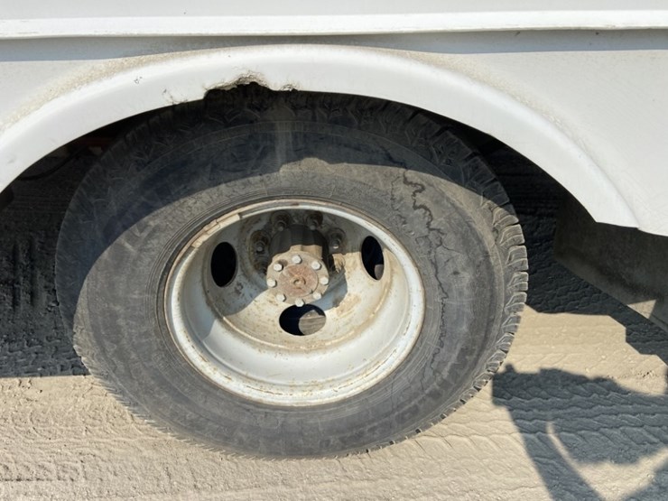 1997-ford-f350-xl-image-33