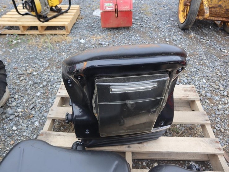 tractor-seat-image-4