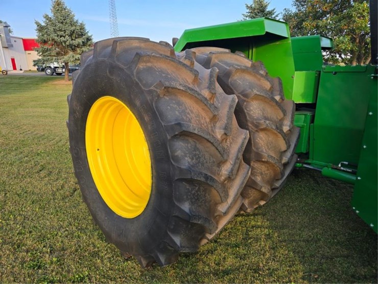john-deere-8970-image-15