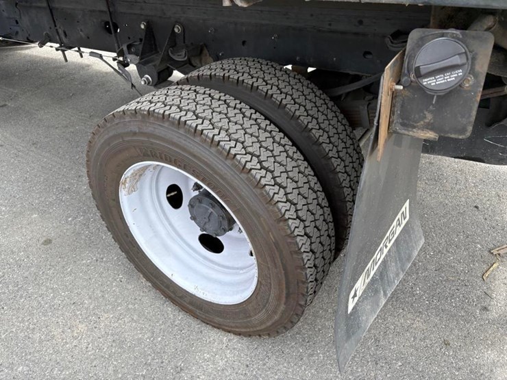 2019-ford-f450-image-11