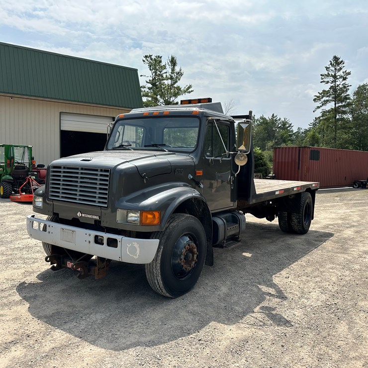 2000 INTERNATIONAL 4700