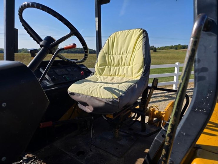 deere-210c-image-18