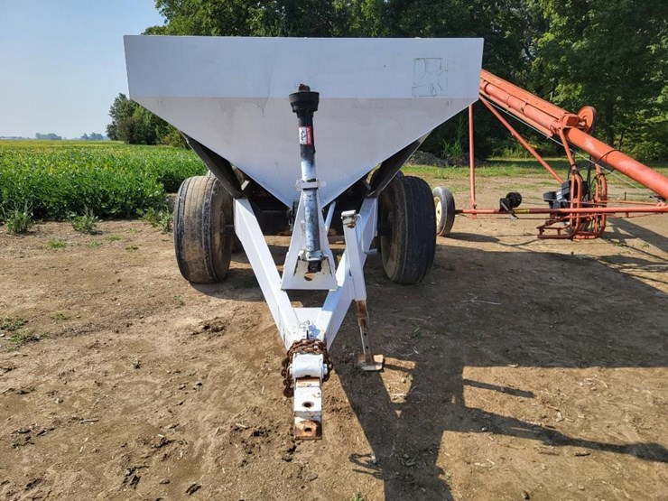 wilmar-6-ton-tandem-axle-lime/fertilizer-spreader-image-8