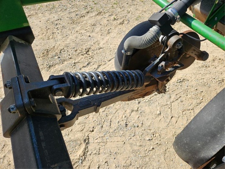 2022-john-deere-1590-image-40
