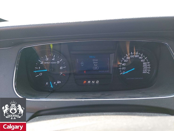 2015-ford-taurus-awd-4dr-sedan-image-8