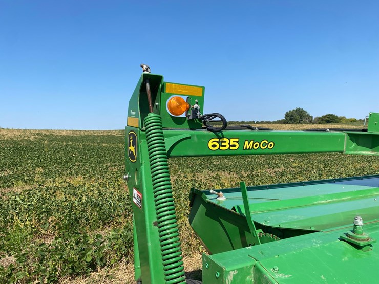 john-deere-635-image-11